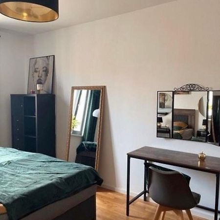 Friedrichshain Berlin Luaran gambar